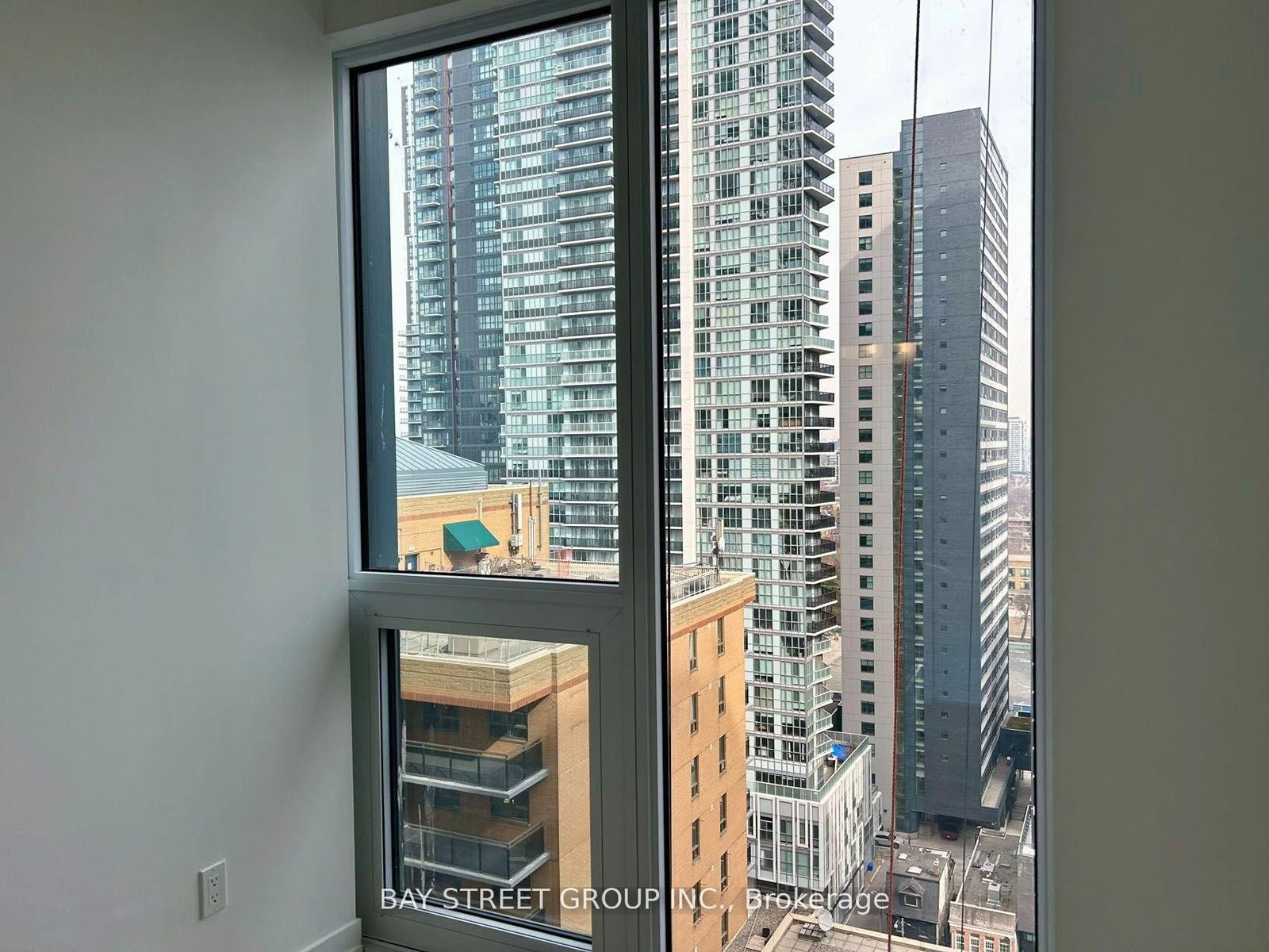 82 Dalhousie Street, Unit 2003 - Photo 4