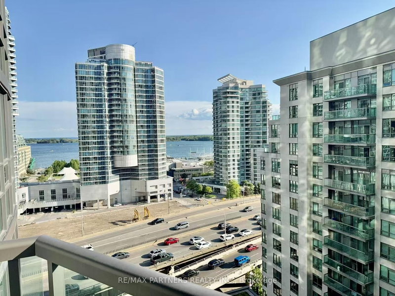 1715 - 19 Grand Trunk Cres, Toronto, M5J 3A3 | Image 2