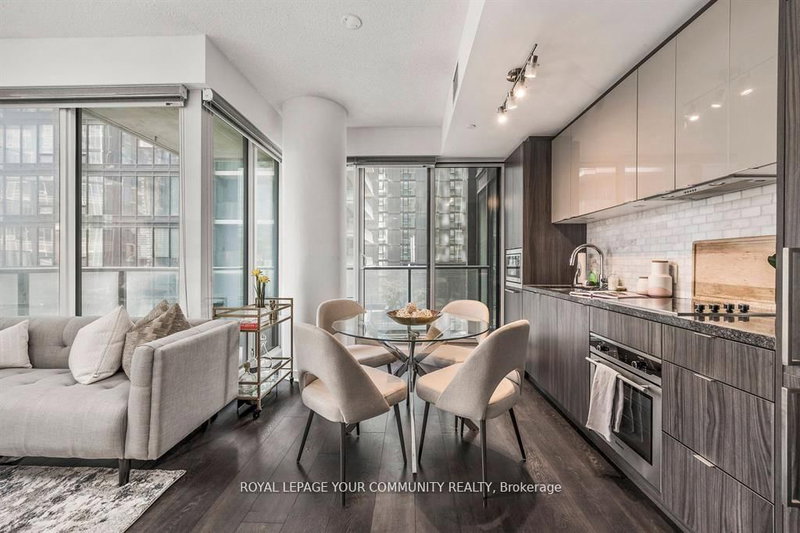 1002 - 125 BLUE JAYS Way, Toronto, M5V 0N5 | Image 3