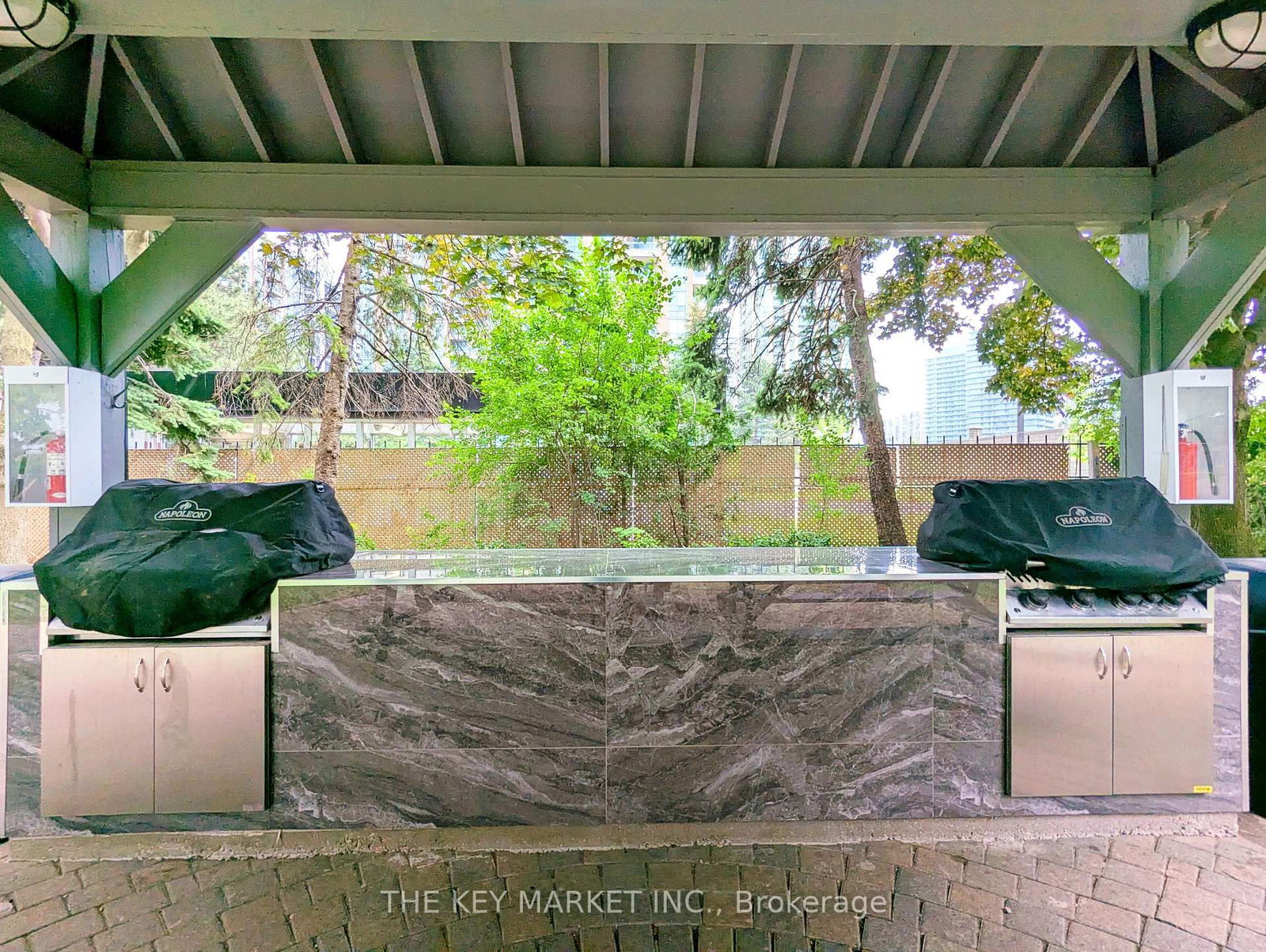 Listing Image 49