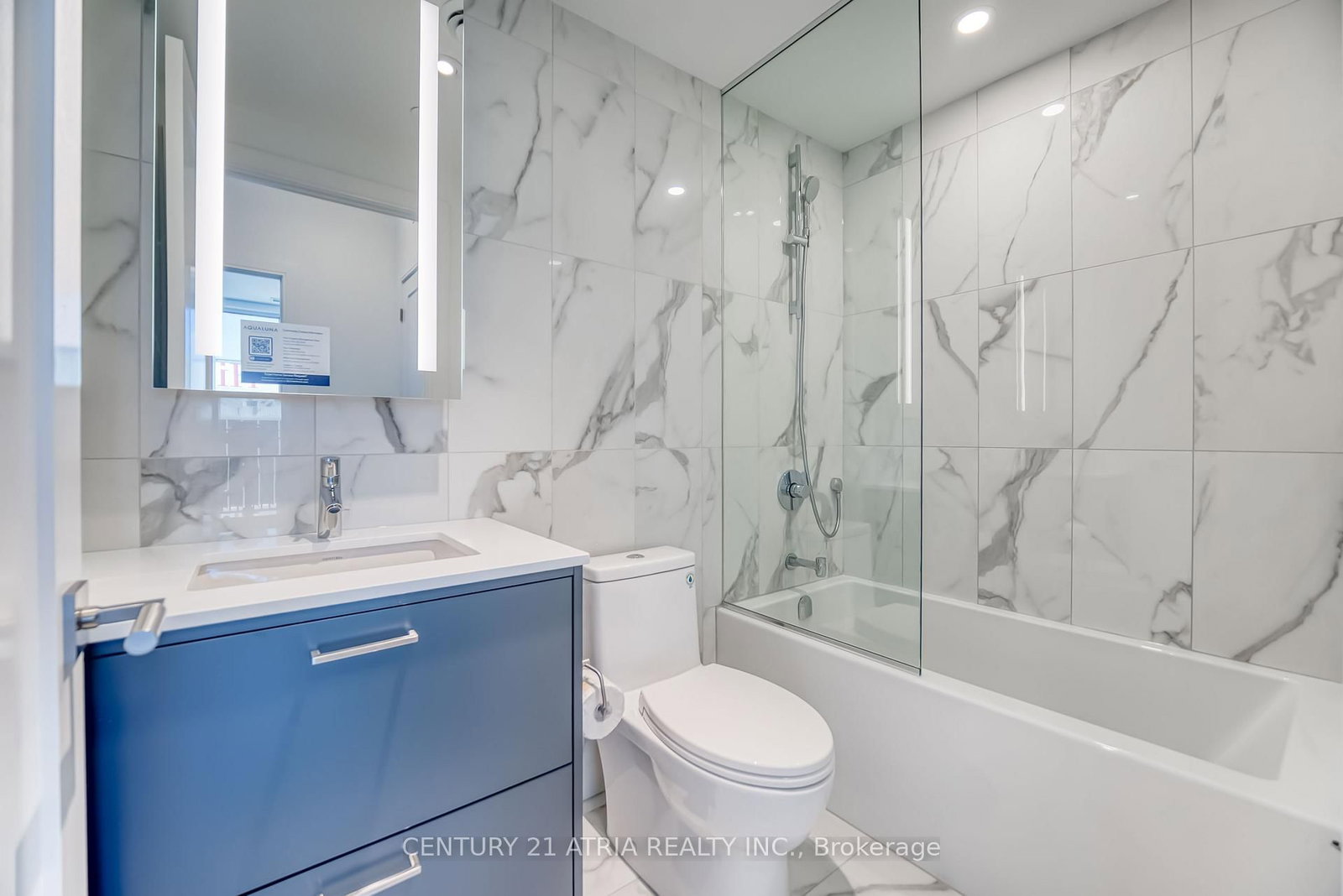 155 Merchants' Wharf, Unit 1227 - Photo 18