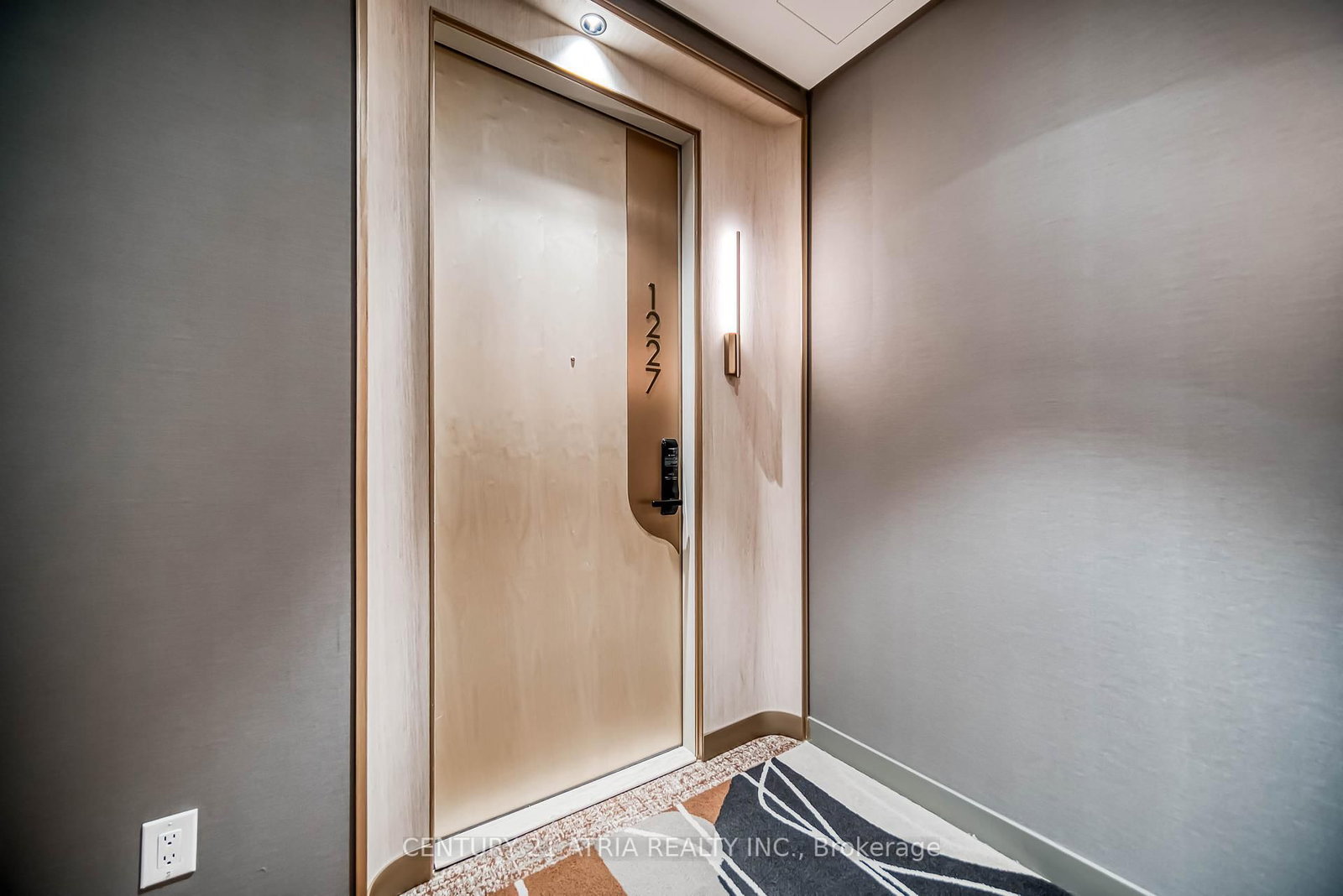 155 Merchants' Wharf, Unit 1227 - Photo 24