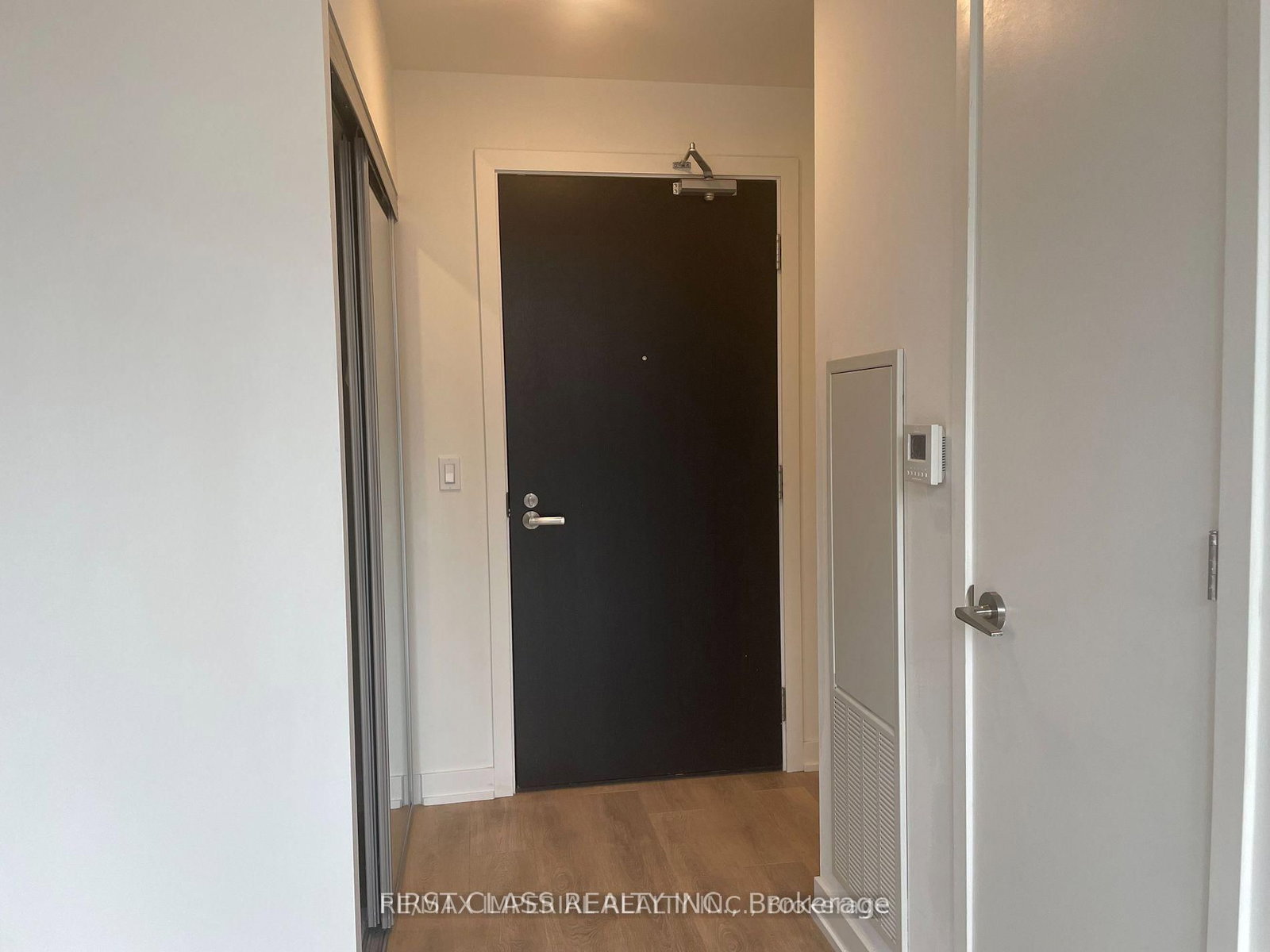 18 Maitland Terrace, Unit 505 - Photo 11