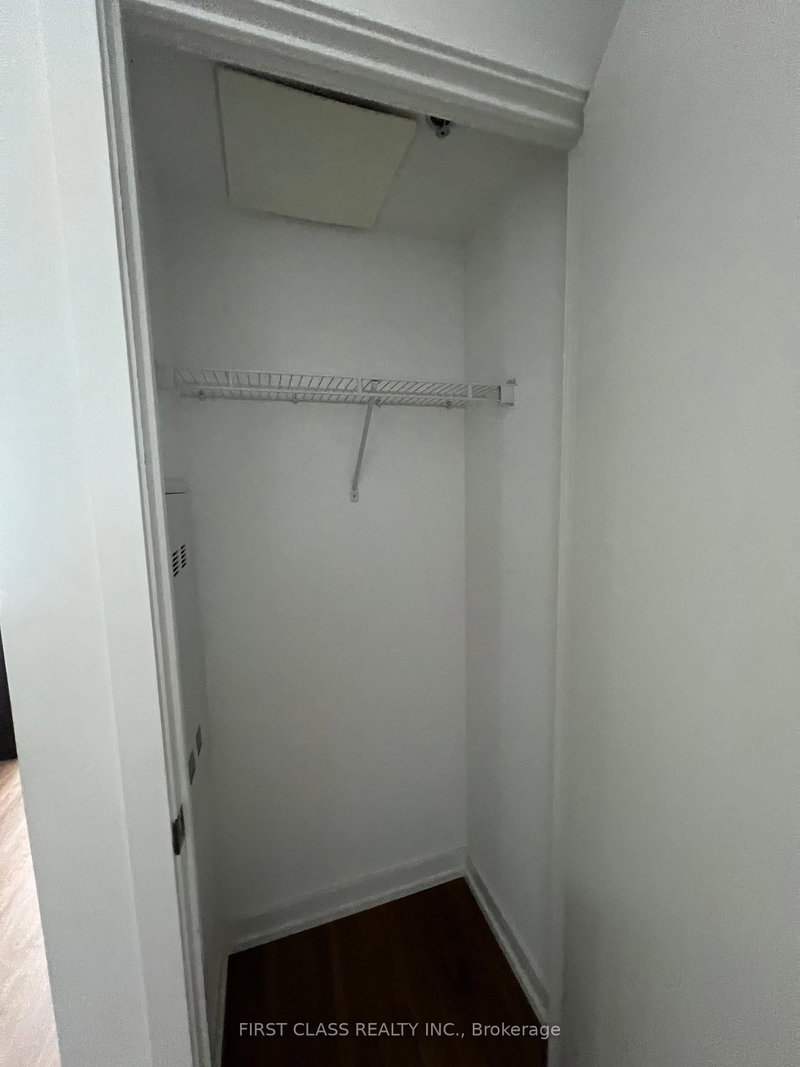 2405 - 203 College St, Toronto, M5T 0C8 | Image 3