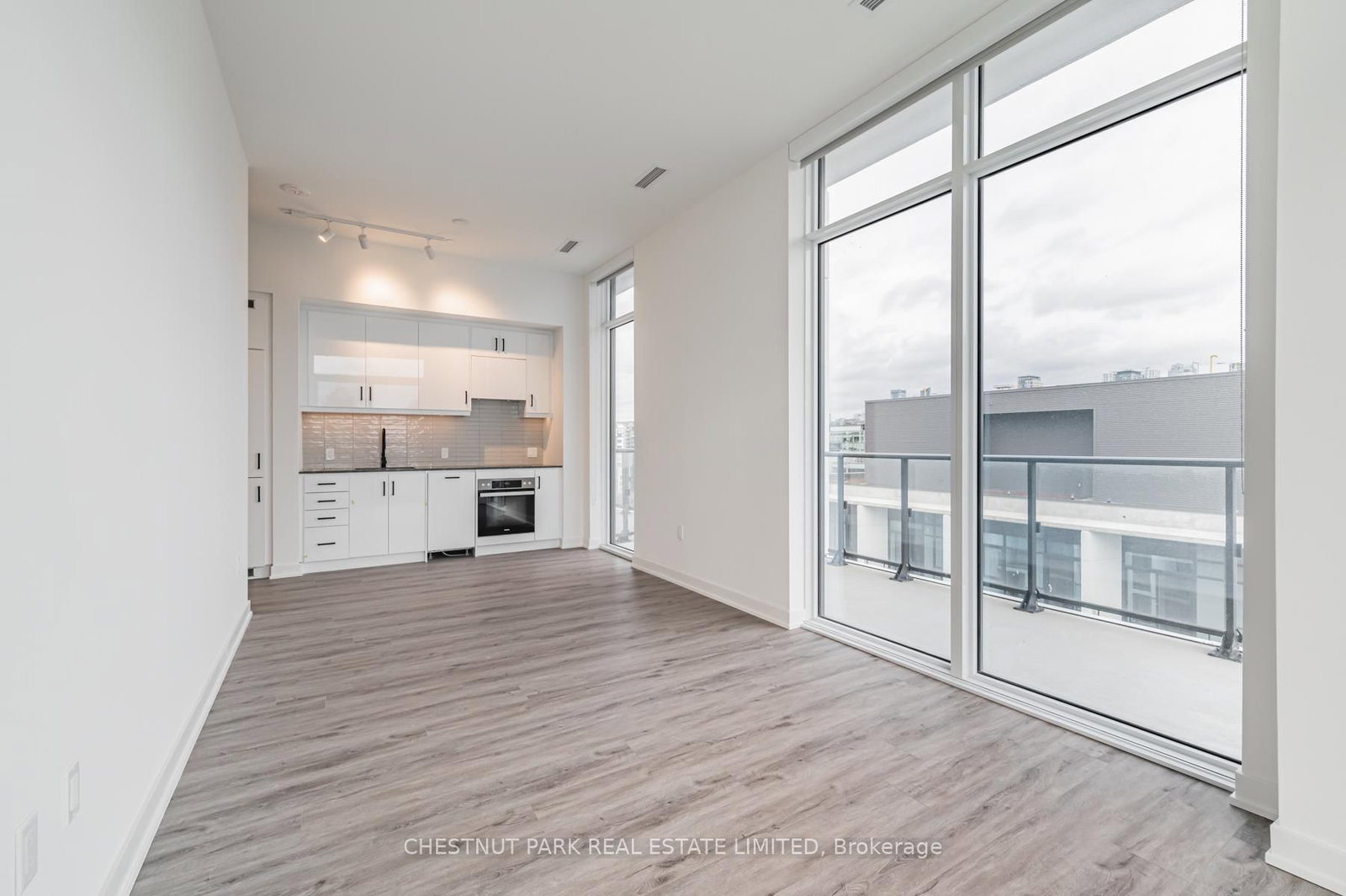 9 Tecumseth Street, Unit PH02 - Photo 15