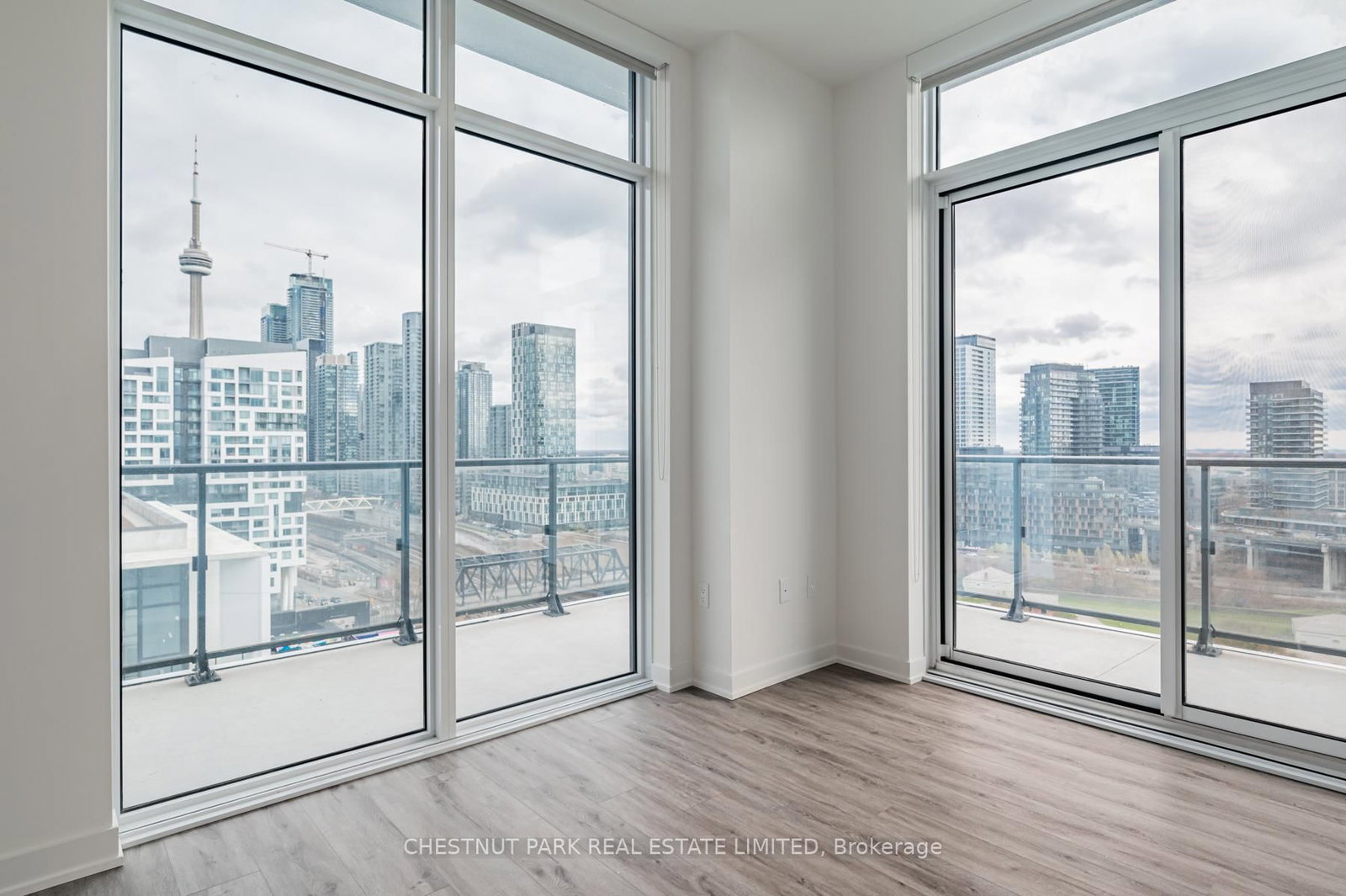 9 Tecumseth Street, Unit PH02 - Photo 16