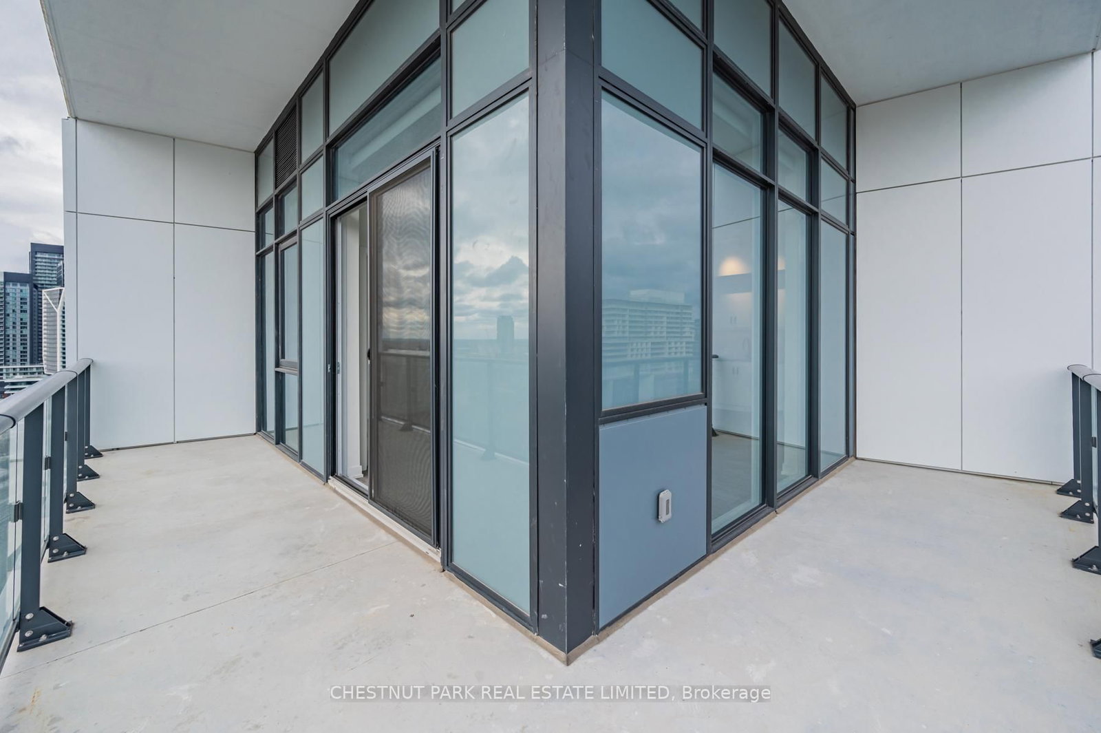 9 Tecumseth Street, Unit PH02 - Photo 23