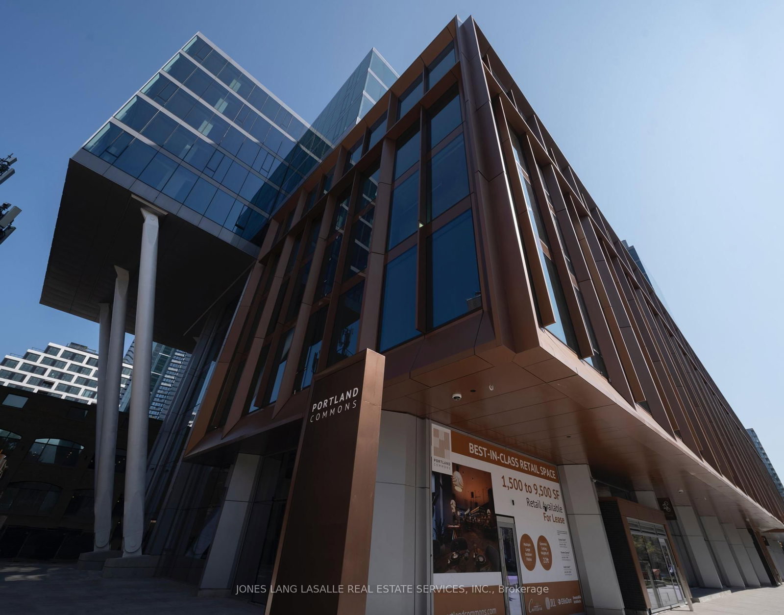 530 Front Street W - Photo 2