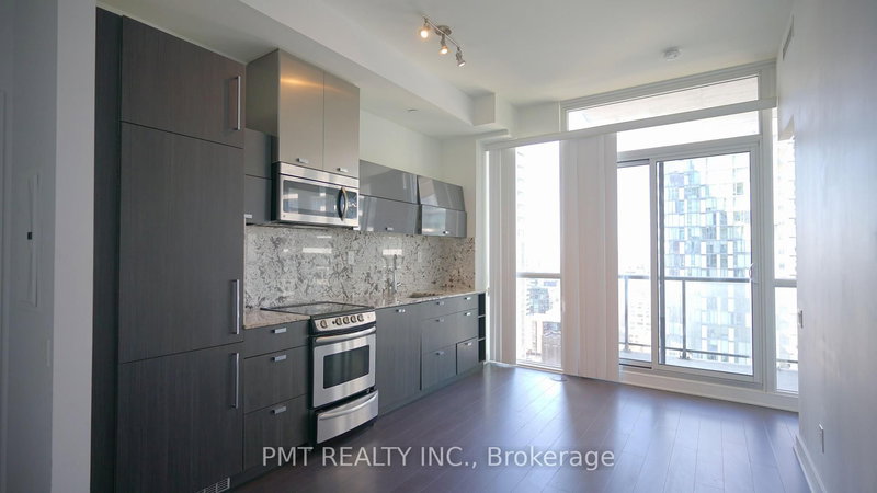 2312 - 290 Adelaide St W, Toronto, M5V 1P6 | Image 3