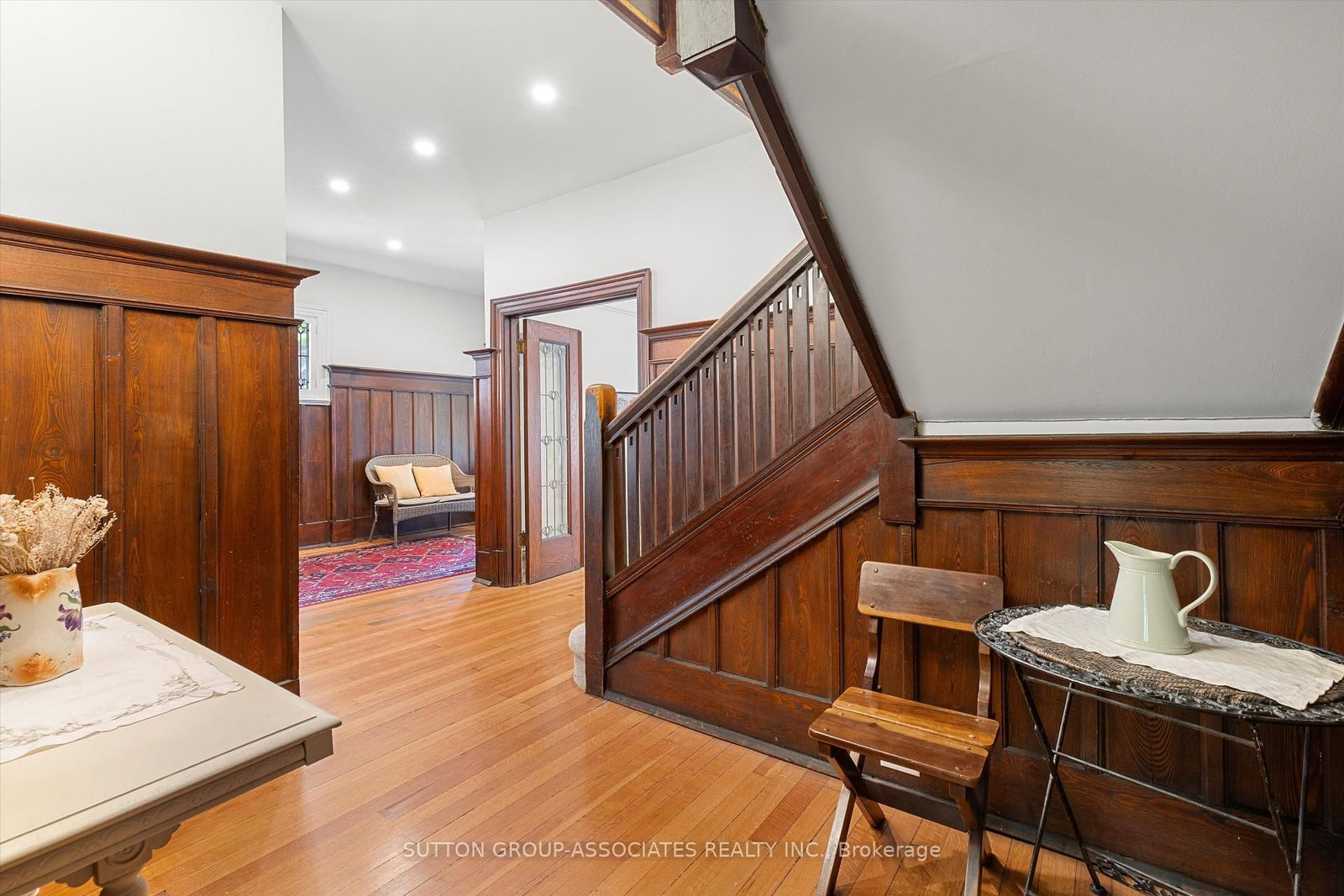 Listing Image 8