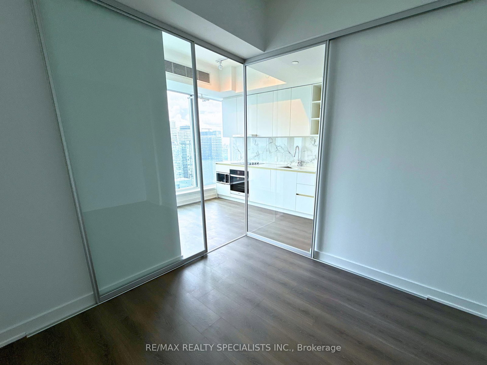 8 Wellesley Street W, Unit #5805 - Photo 17