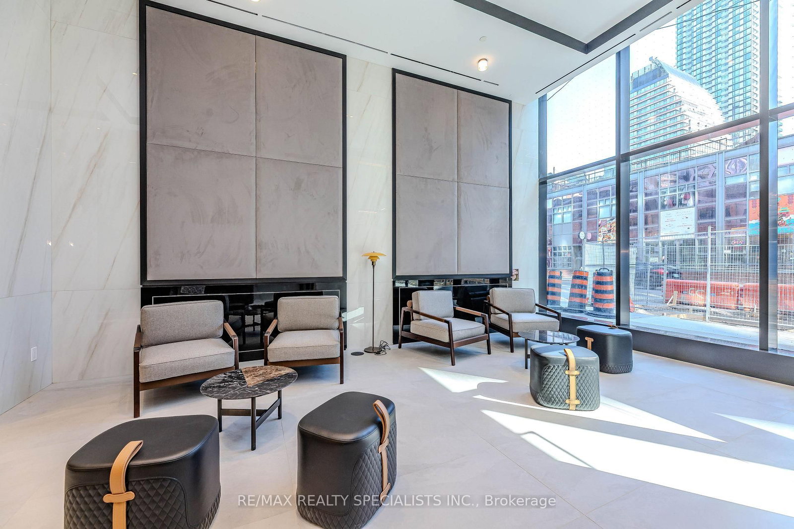 8 Wellesley Street W, Unit #5805 - Photo 29