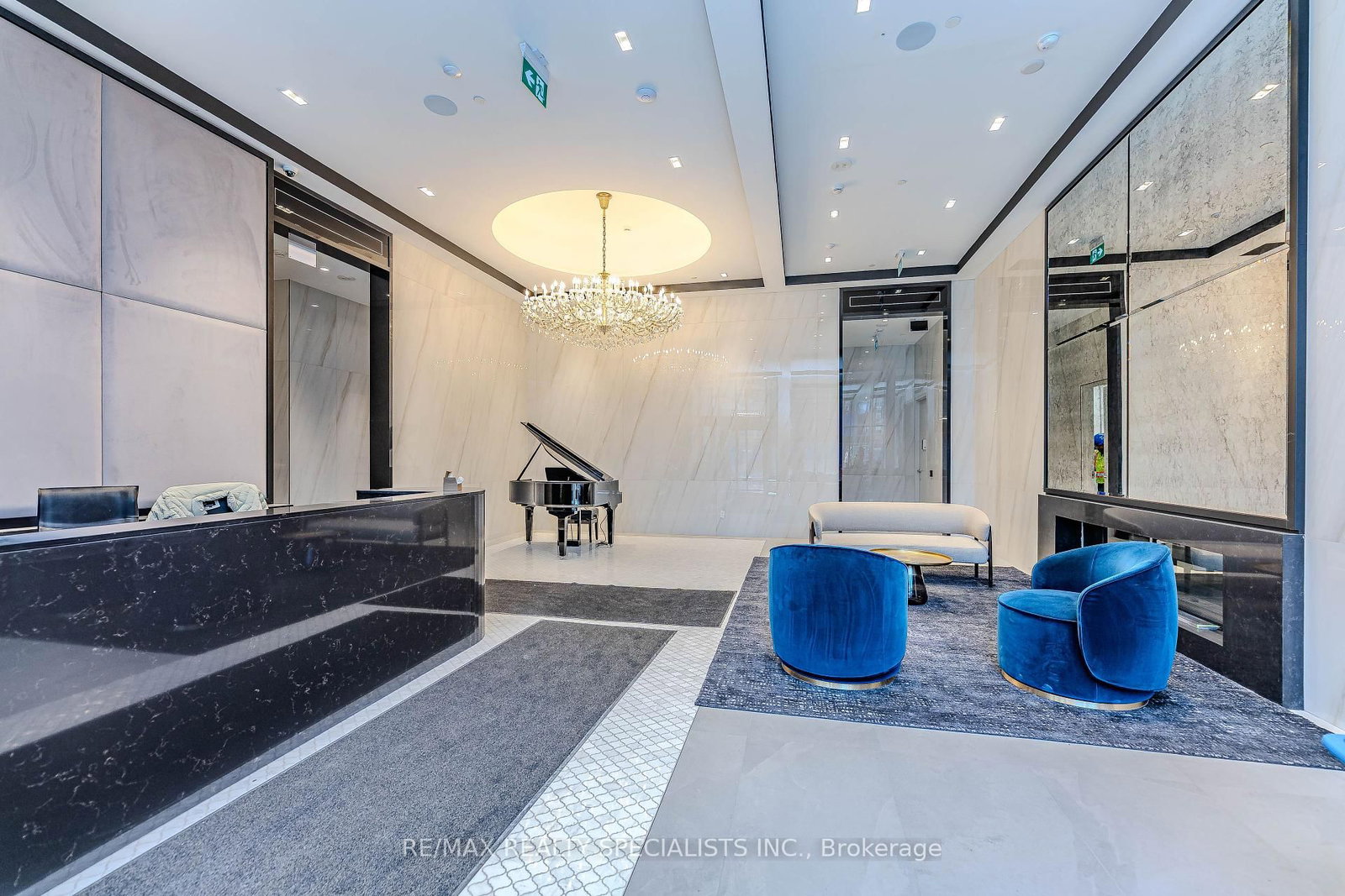 8 Wellesley Street W, Unit #5805 - Photo 35