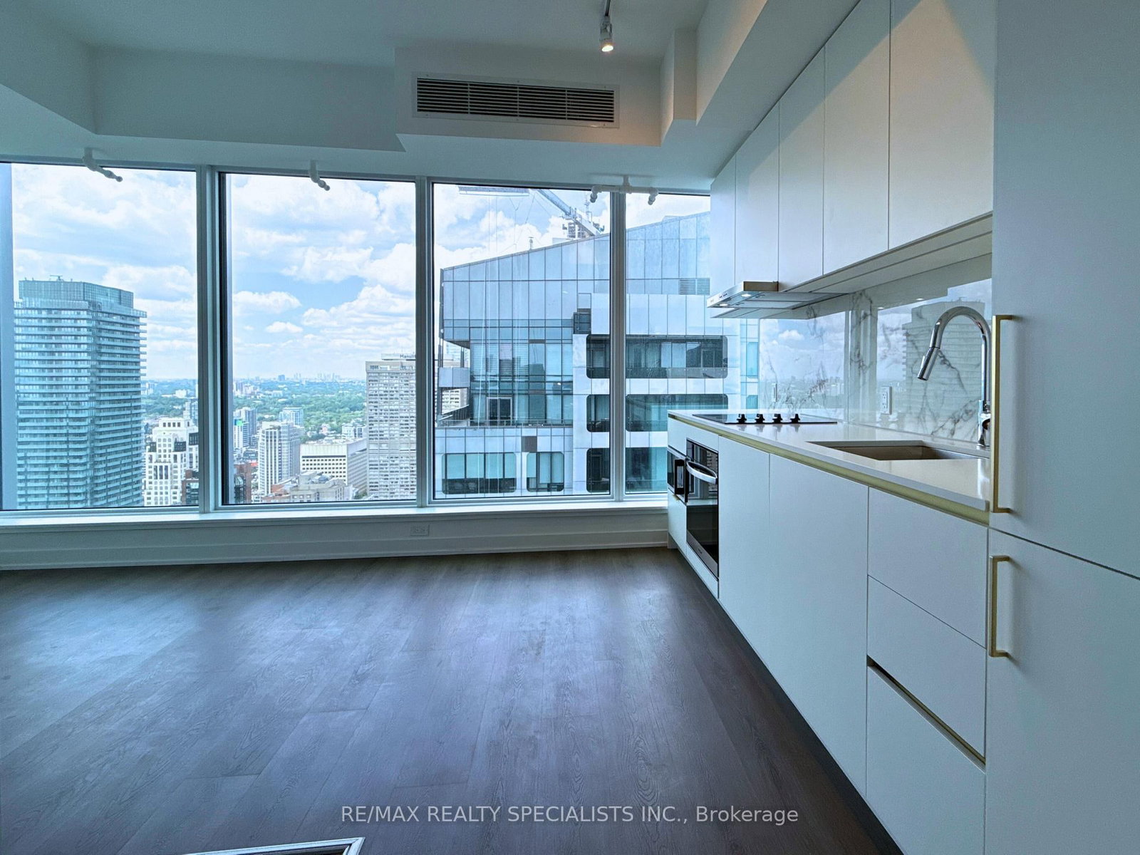 8 Wellesley Street W, Unit #5805 - Photo 7