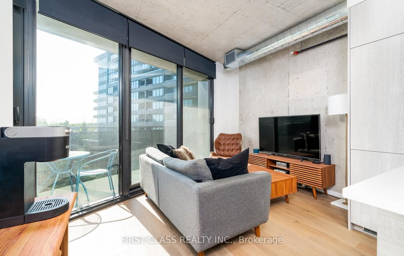 416 - 21 Lawren Harris Sq, Toronto, M5A 0T4 | Image 2