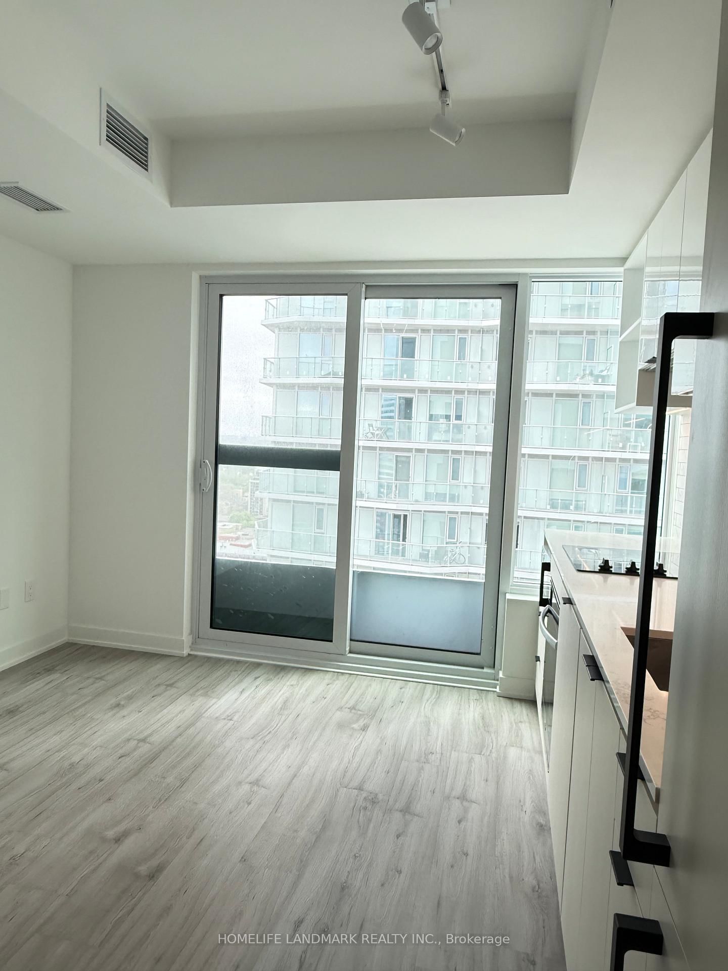 252 Church Street, Unit 5607 - Photo 3