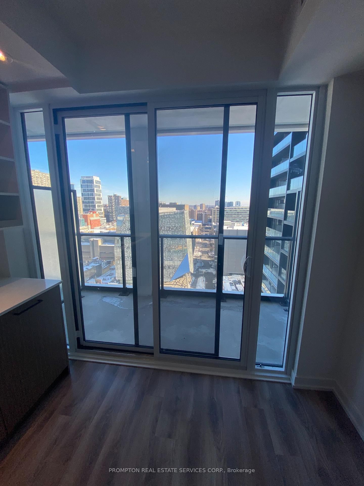 20 Edward Street, Unit 1517 - Photo 17