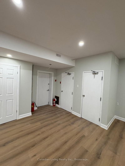 112 Sherbourne Street — photo 3