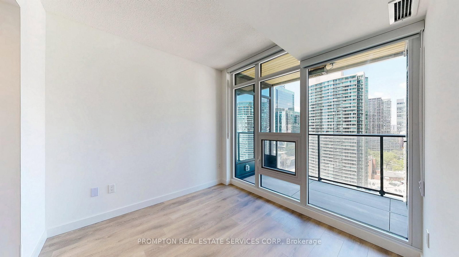 1 Concord Cityplace Way, Unit 2512 - Photo 8