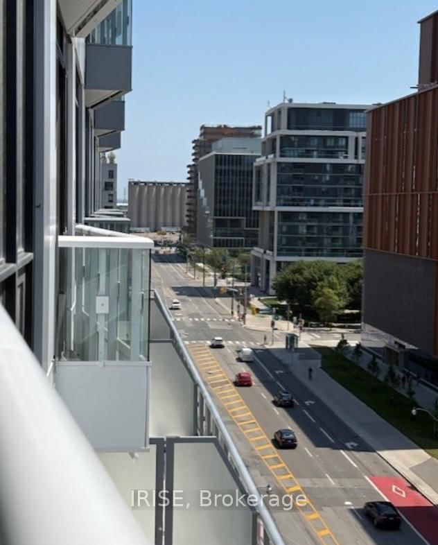 15 Richardson Street, Unit 722 - Photo 10