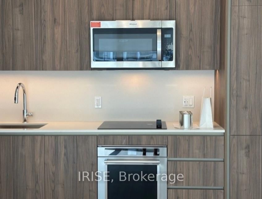 15 Richardson Street, Unit 722 - Photo 5