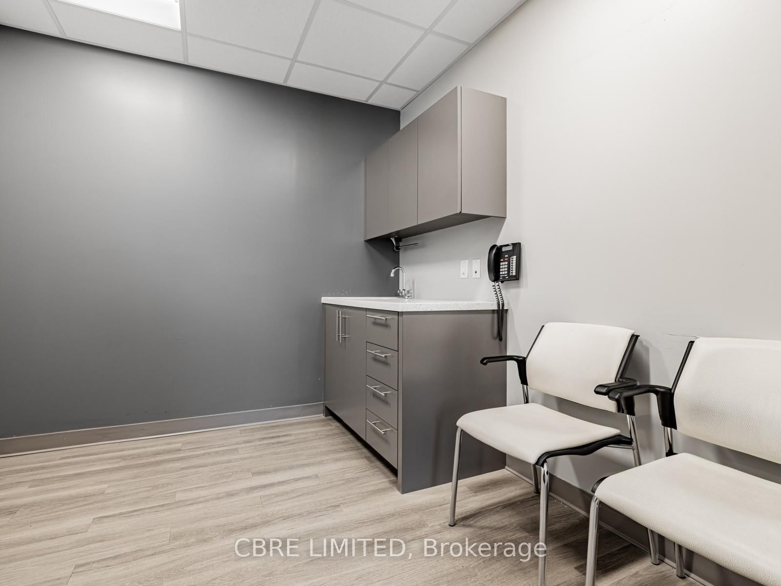 236 Avenue Road, Unit 2nd Floor - Photo 39