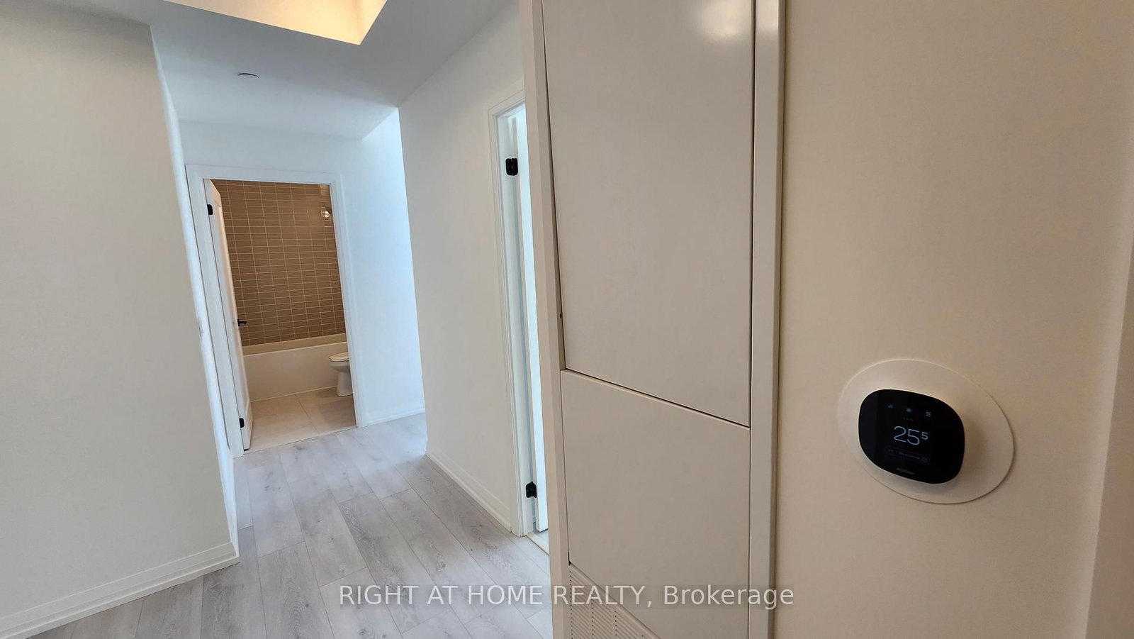 280 Dundas Street W, Unit 2202 - Photo 22