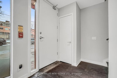 Unit TH5 — 85 Wood Street — photo 5