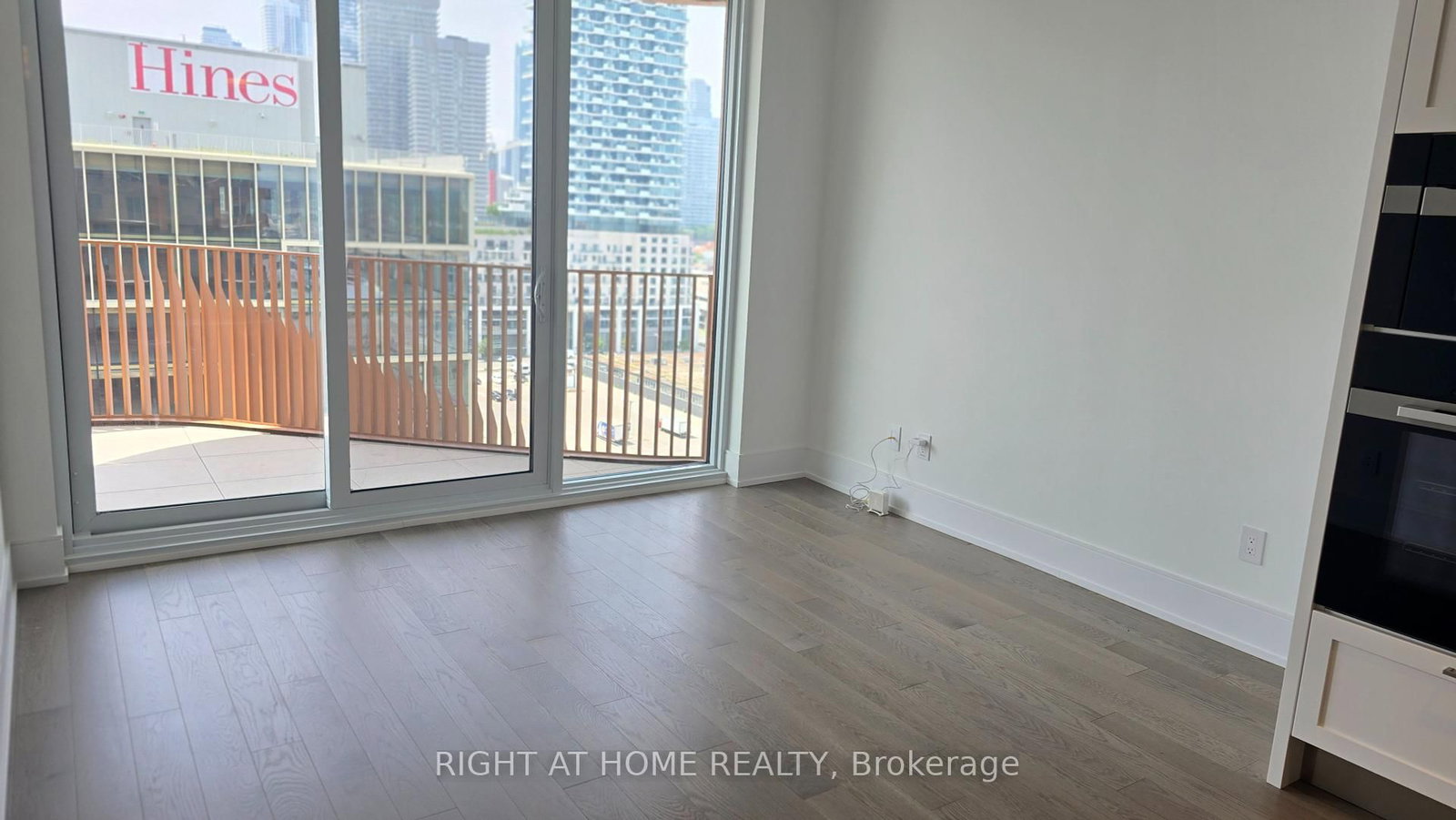 155 Merchants' Wharf, Unit 1226 - Photo 13