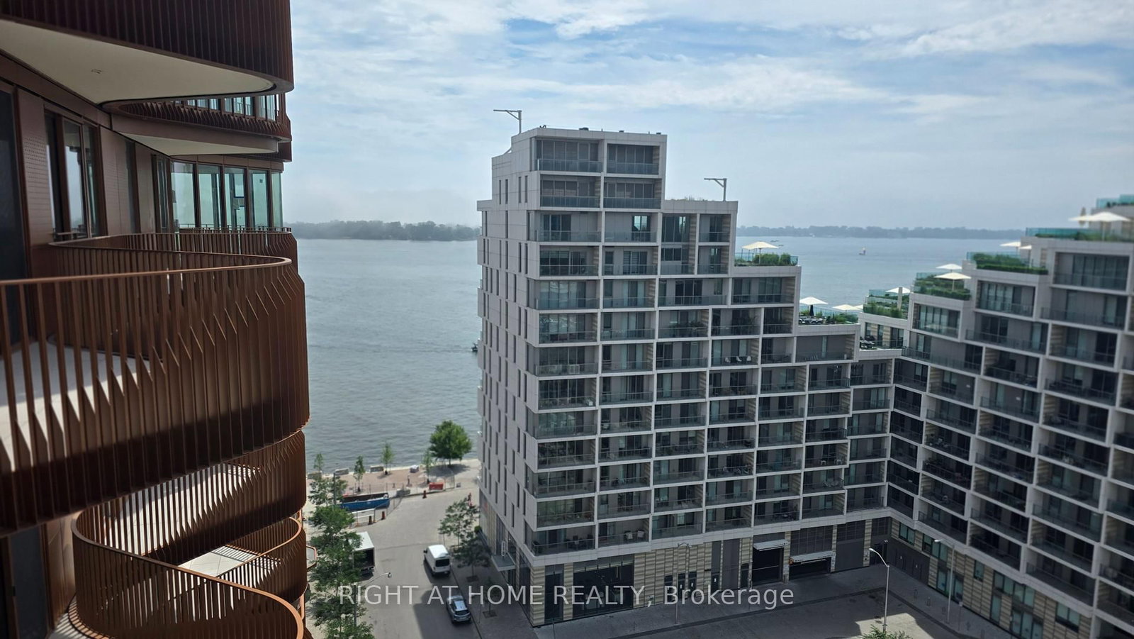 155 Merchants' Wharf, Unit 1226 - Photo 32