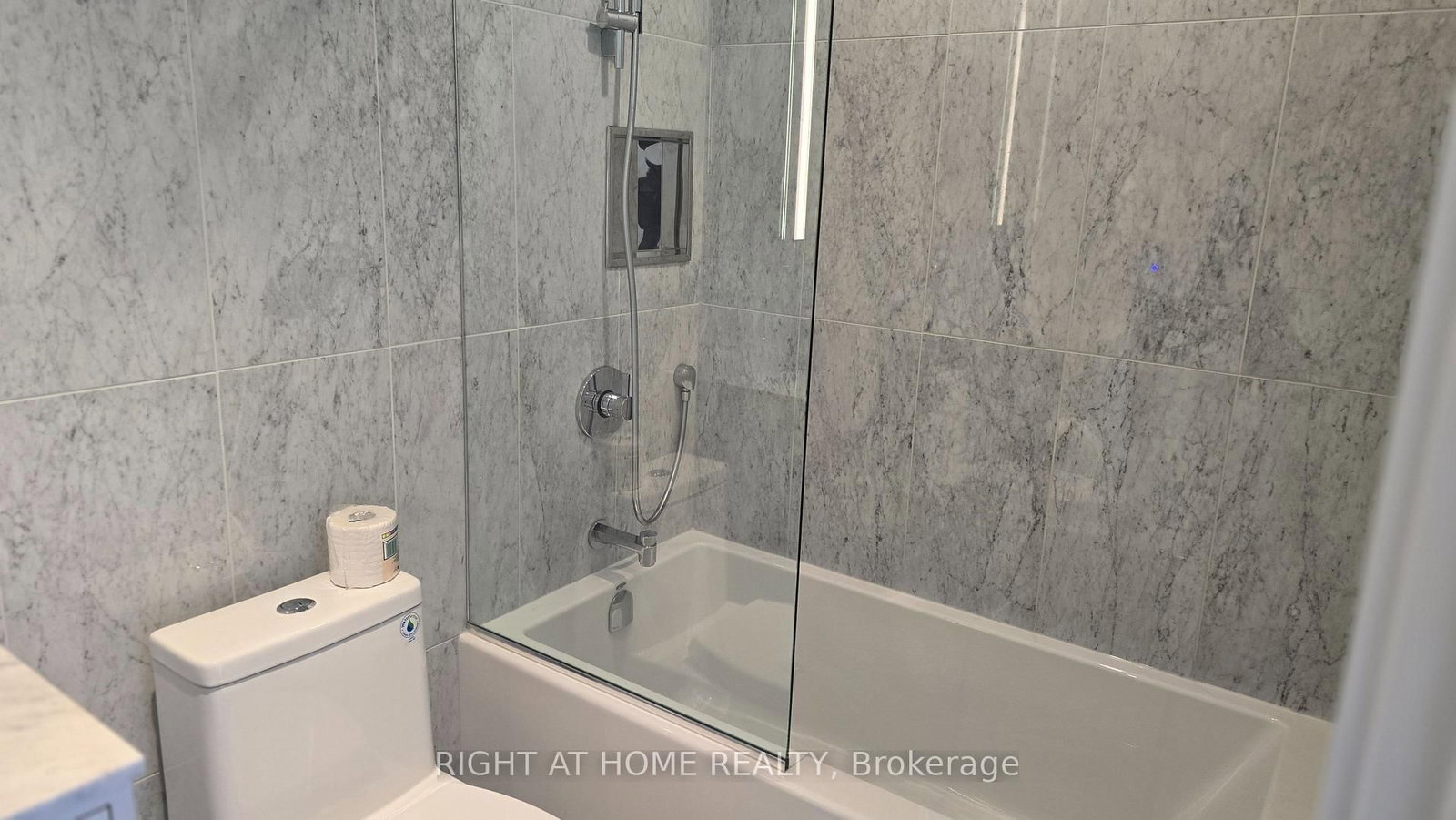 155 Merchants' Wharf, Unit 1226 - Photo 36