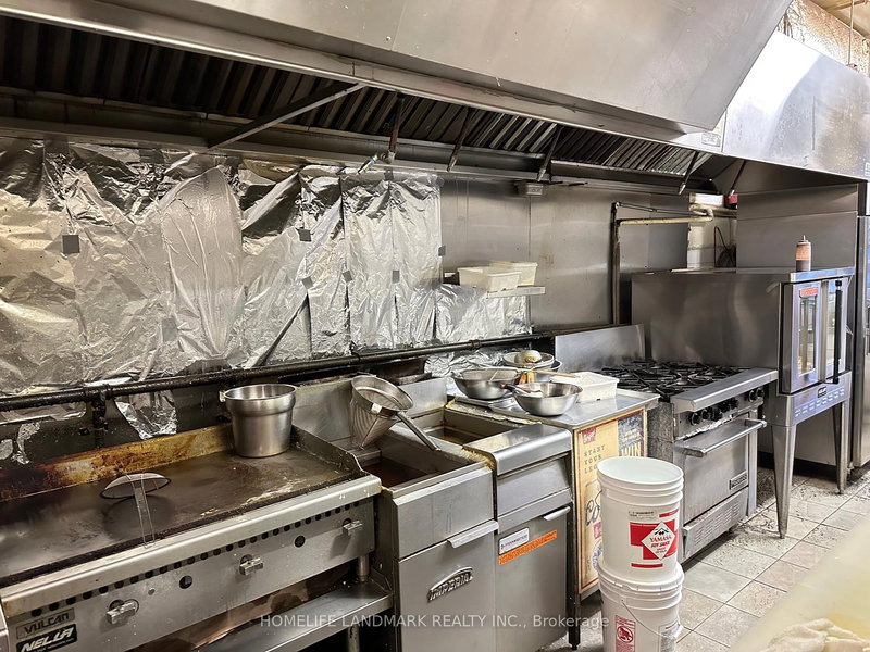 3187 Yonge St, Toronto, M4N 2K9 | Image 2