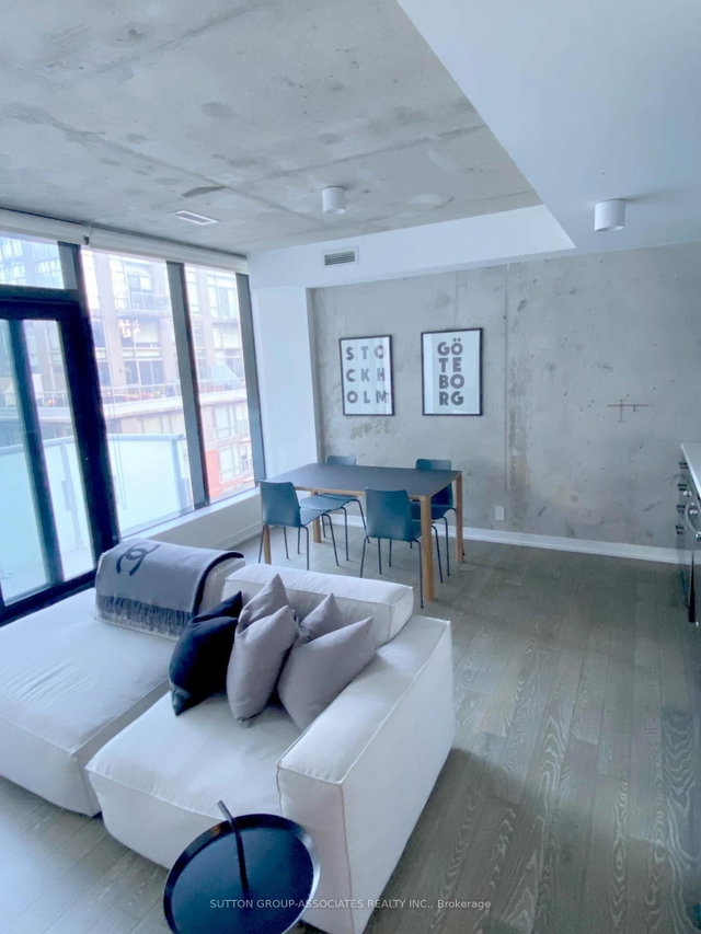605 - 11 Charlotte Street