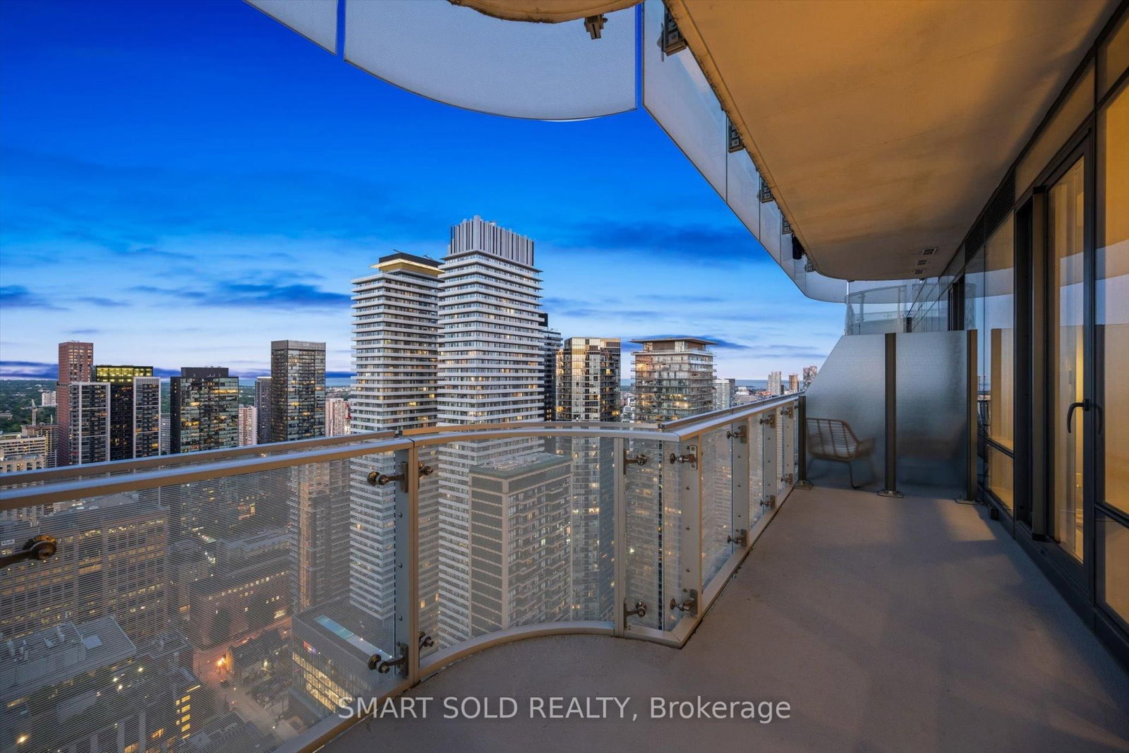 1 Bloor Street E, Unit 4002 - Photo 22