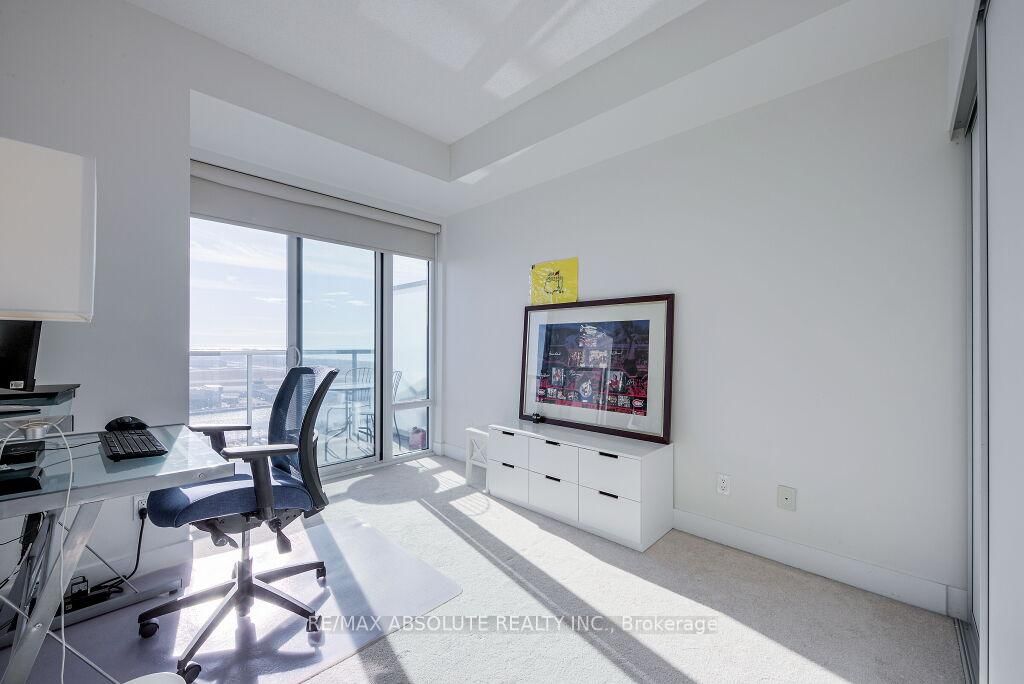 90 Stadium Road, Unit 1802 - Photo 17