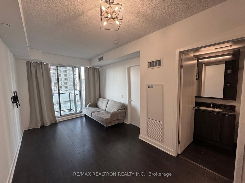 #2807 - 125 Blue Jays Way, Toronto, M5V 0N5 | Image 3