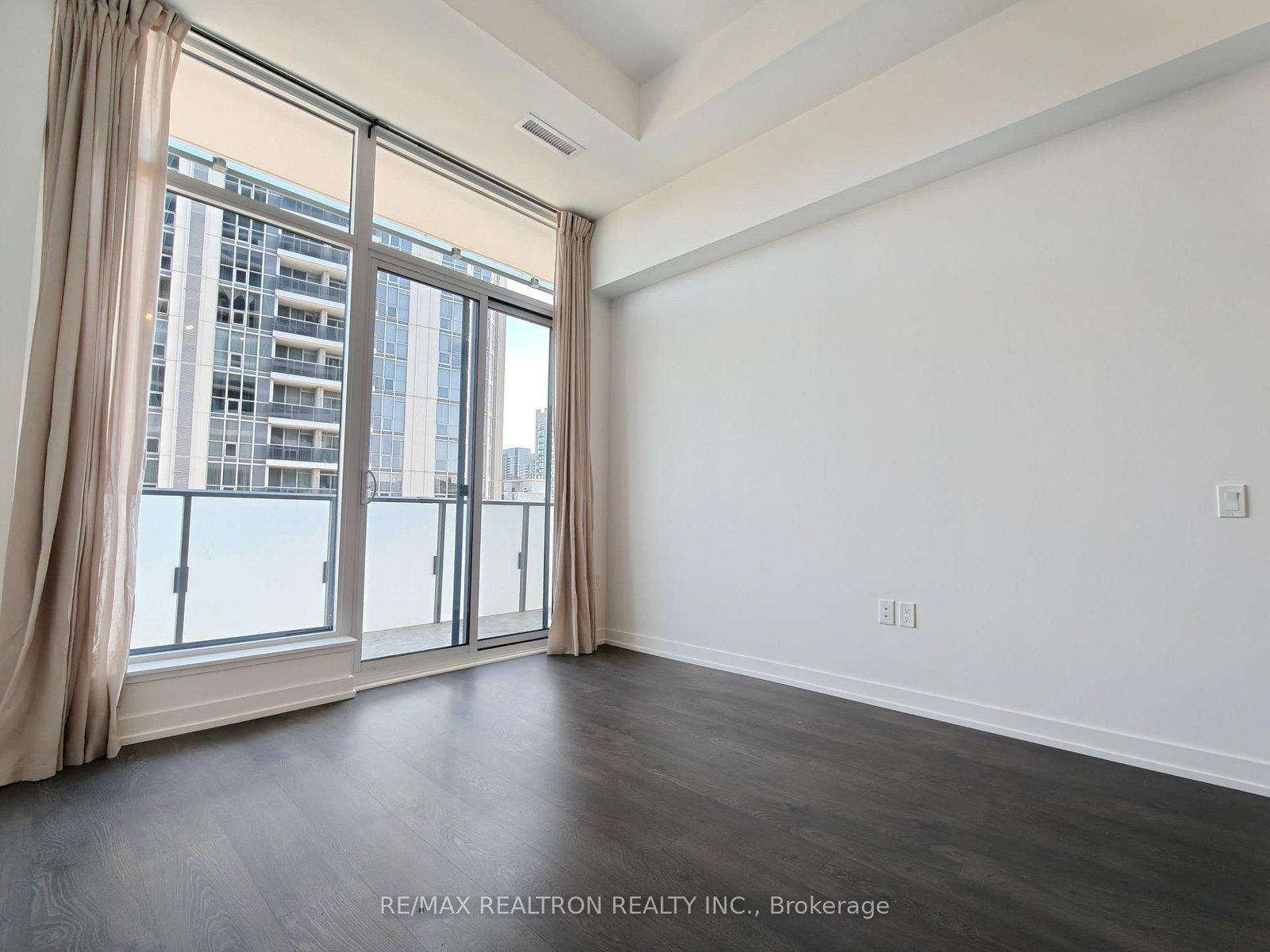 8 Olympic Garden Drive, Unit 911 - Photo 10