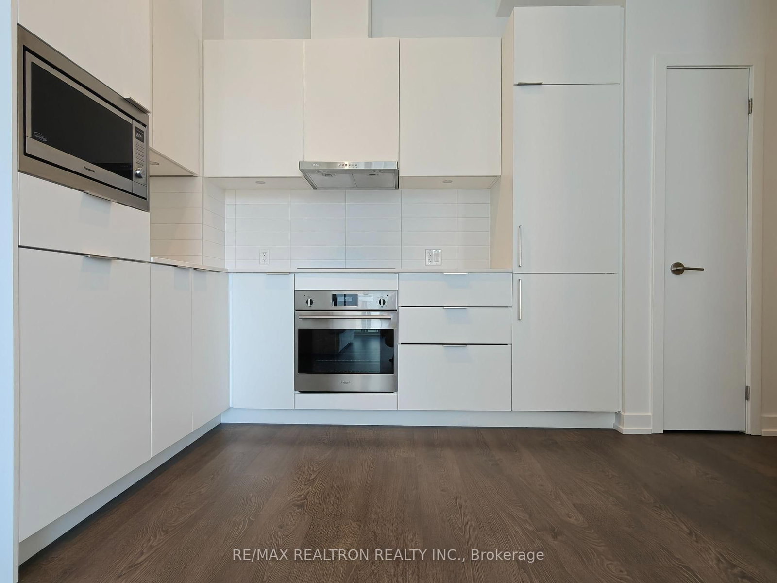 8 Olympic Garden Drive, Unit 911 - Photo 7