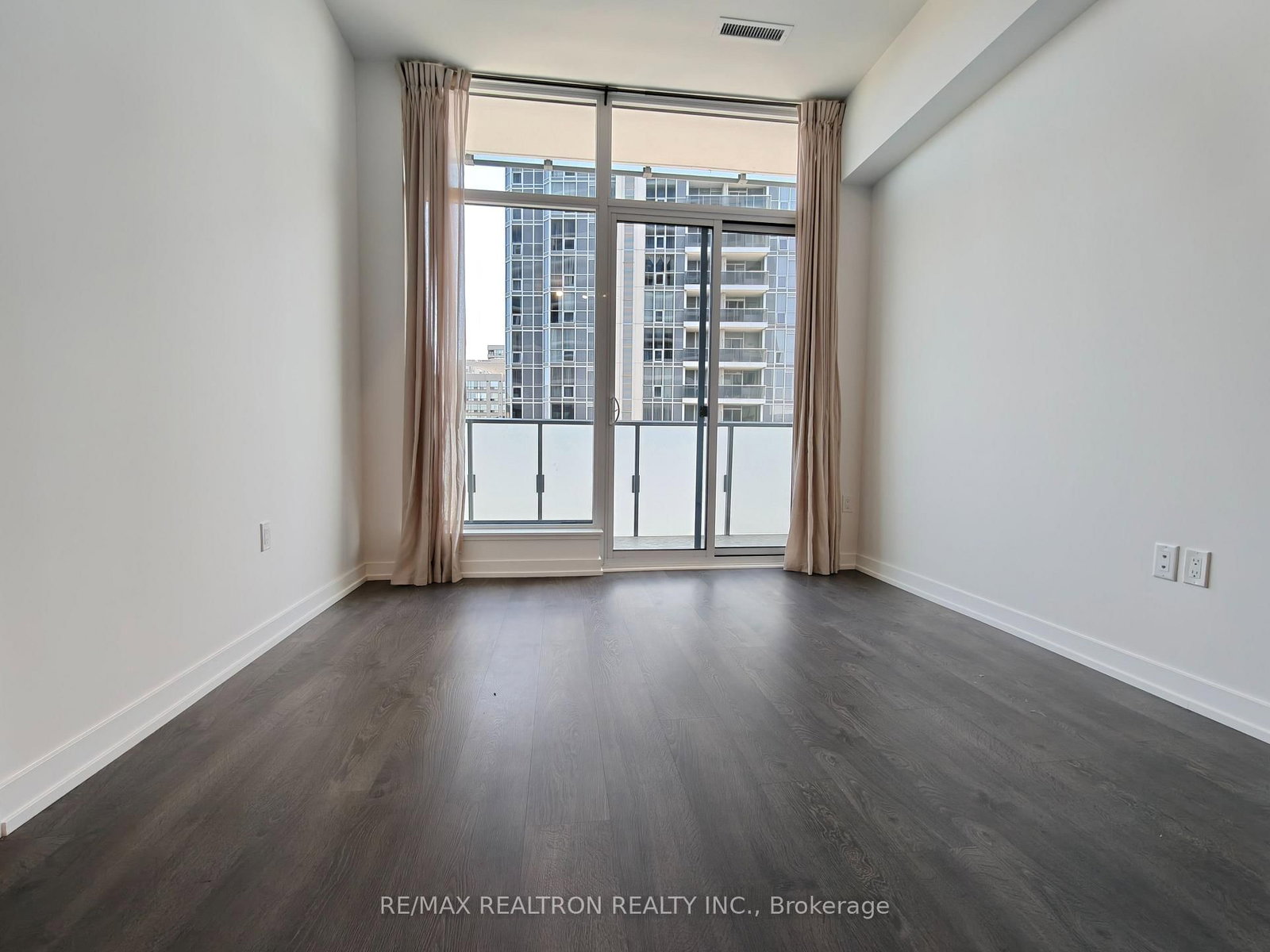 8 Olympic Garden Drive, Unit 911 - Photo 9