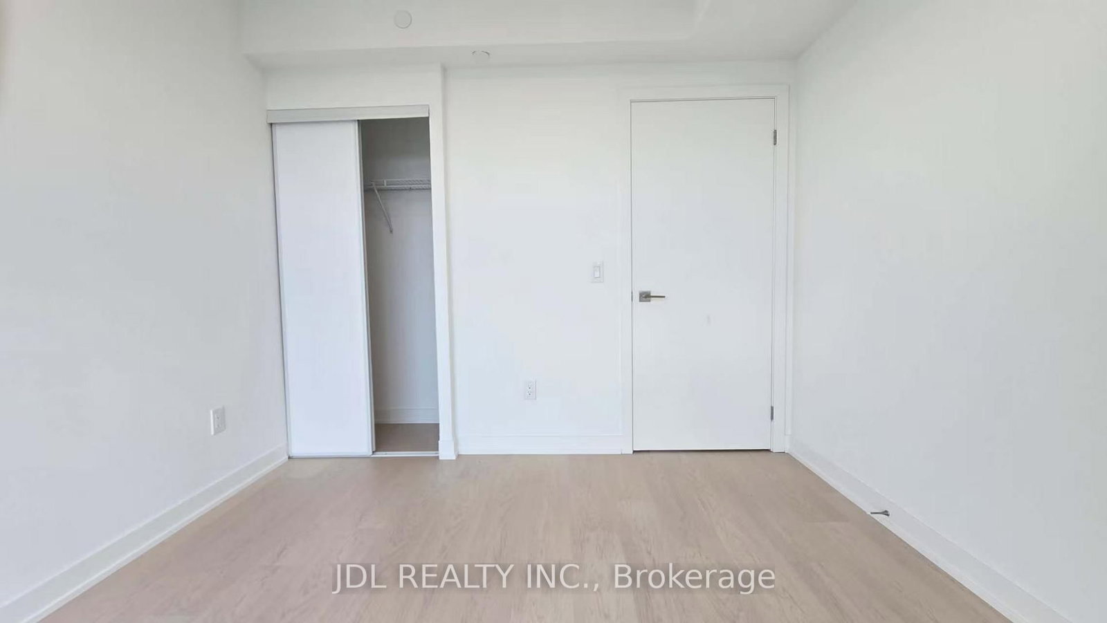 252 Church Street, Unit 5716 - Photo 4