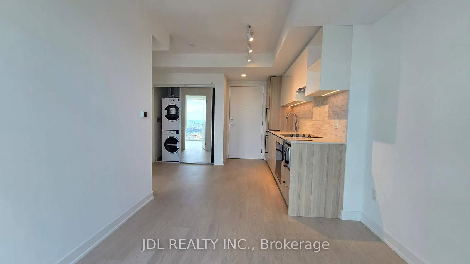 252 Church Street, Unit 5716 - Photo 8