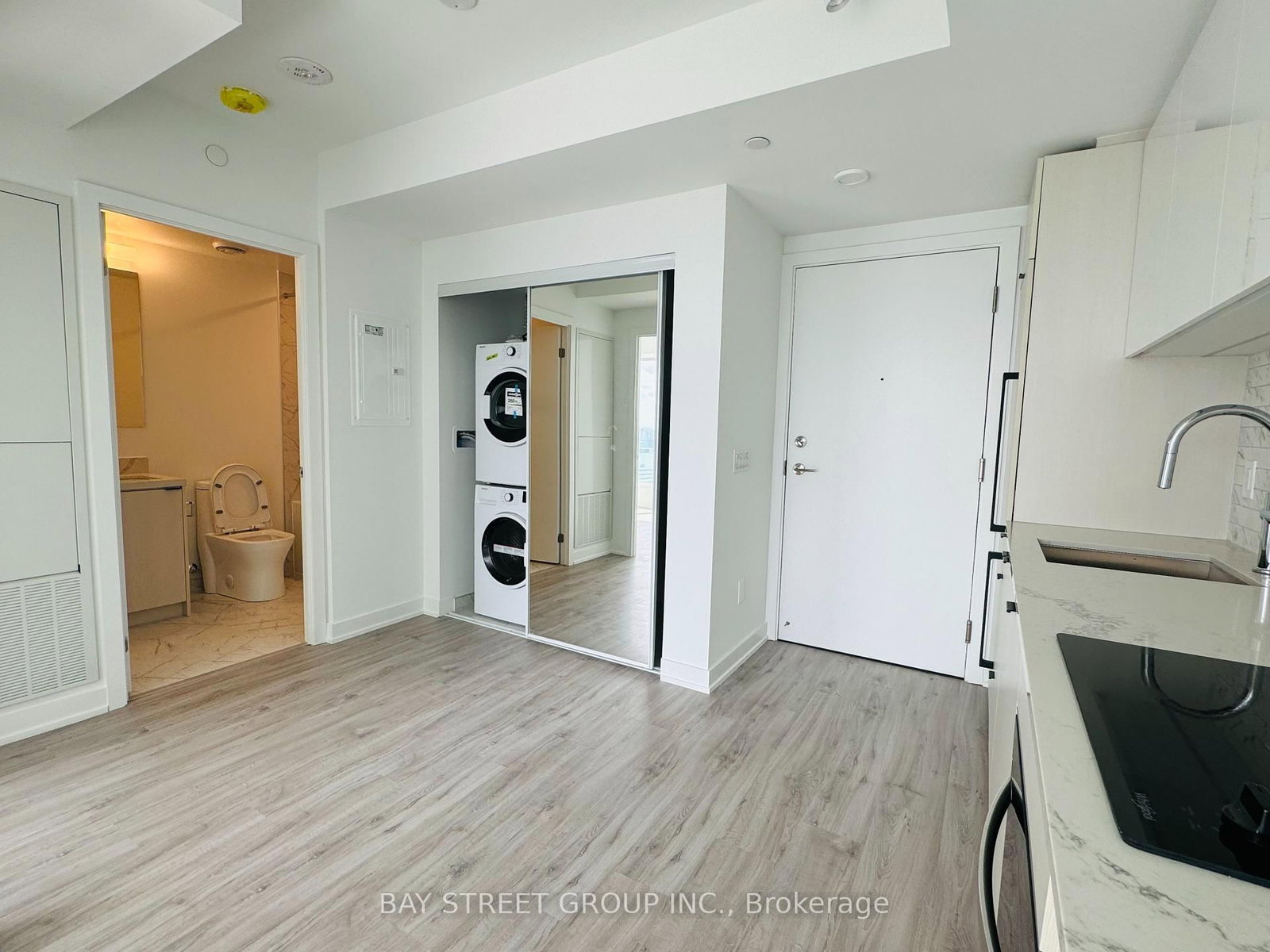 252 Church Street, Unit 5617 - Photo 9