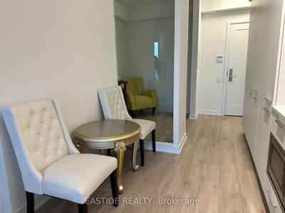 Unit 3012 — 3 Gloucester Street — more photos