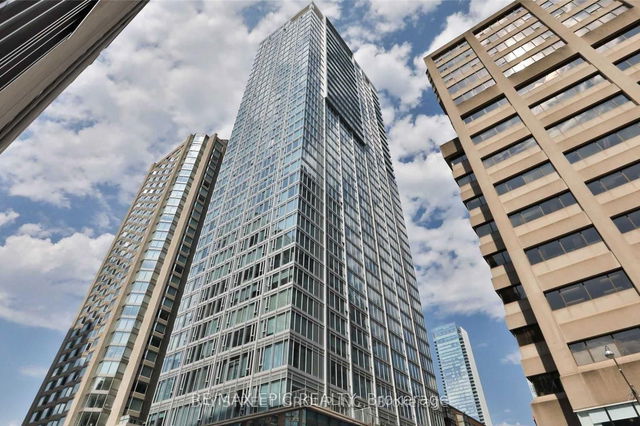 2110 - 188 Cumberland Street