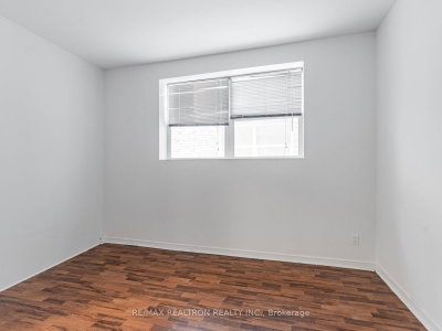 Unit G4 — 414 Jarvis Street E — more photos
