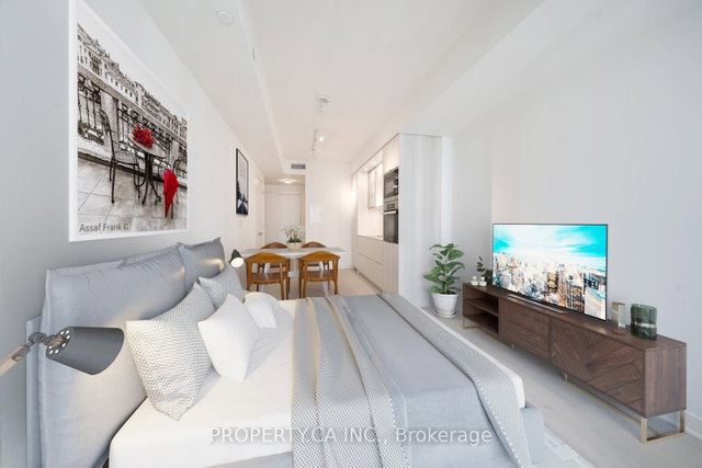 1608 - 11 Yorkville Avenue, Toronto | Sold, C12327654 | Condos.ca