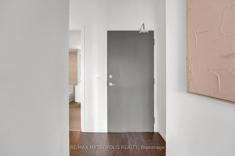 1213 - 21 Lawren Harris Sq, Toronto, M5A 0T4 | Image 3