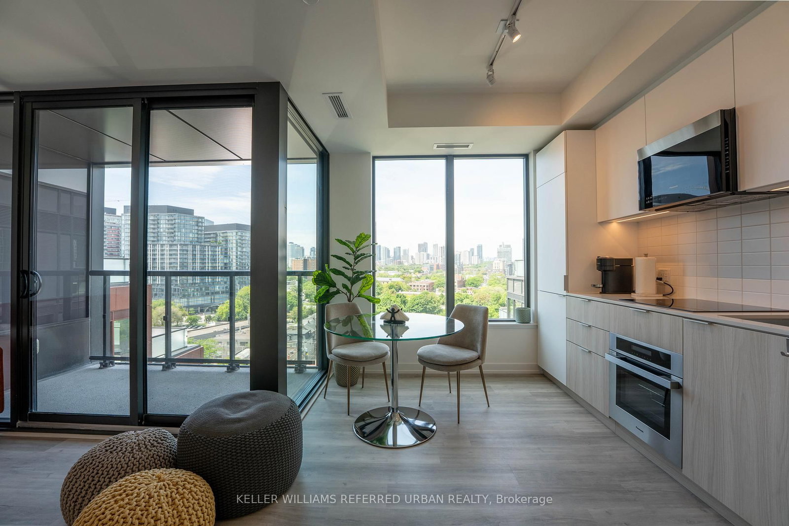 28 Eastern Avenue, Unit Ph21 - Photo 2