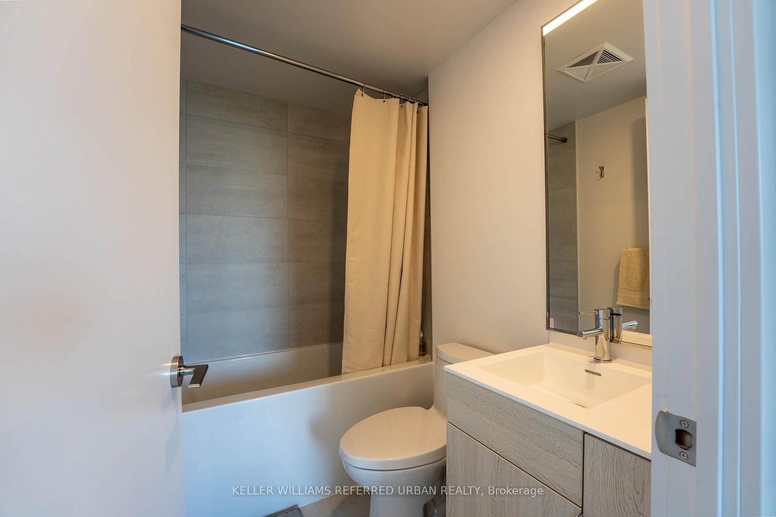 28 Eastern Avenue, Unit Ph21 - Photo 9