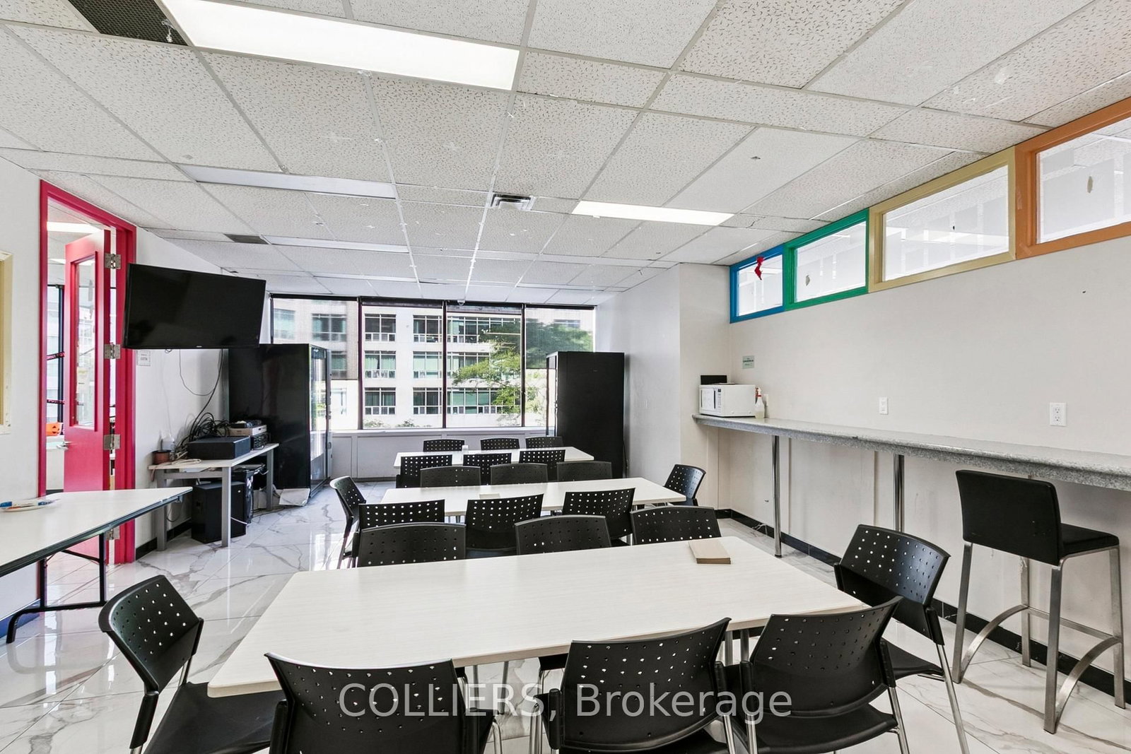 920 Yonge Street, Unit C02-1 - Photo 5